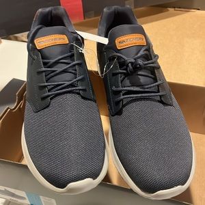 SKECHERS Sneakers DELSON 2.0 Men's 12 Slip-On Casual Activewear shoes Athleisure